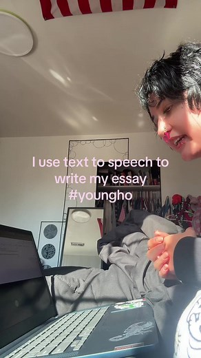 I love online school #fyp #youngho #onlineschoolcheck #writing #womeninstem