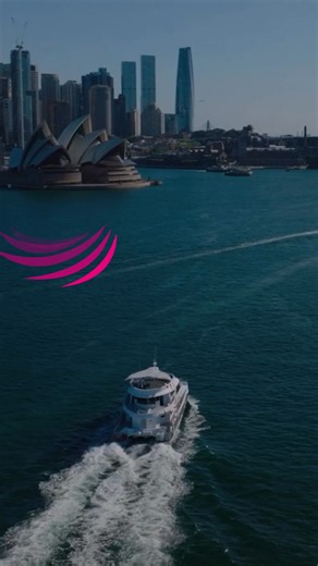 Soak in the sun and iconic Sydney Harbour sights from a new perspective. Experience our gourmet lunch or dinner cruises this summer. | Cruise Sydney