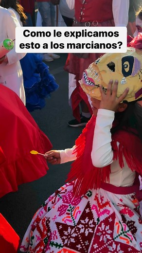 Siempre me terminan sorprendiendo 🤔 #desfile #vestuario | 𝑯𝒆𝒂𝒓𝒕