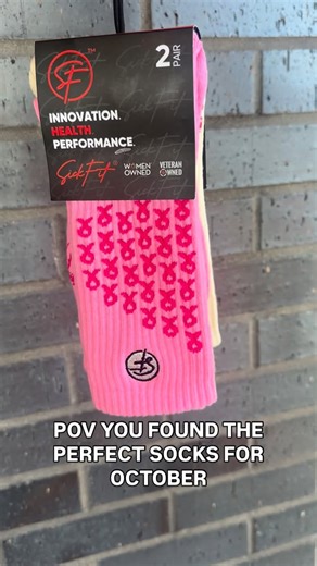 Have you already got your Breast Cancer Awareness socks? #sickfit #socks #sockslover #socksofinstagram #performancesocks #breastcancerawareness🎀 #breastcancerawarenessmonth | SickFit
