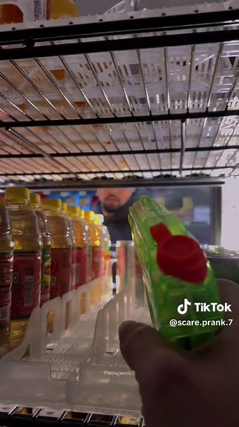 Water gun joke 👻🤣 #scarepranks #scarecamchallenge #scarecam #fail #jumpscare #scary #scared #scaring #foryou #fypシ #funny #fails #failsoftiktok #scareprank #scaringpeople #funnyvideos #funnyprankvideos #funnymoments #hahaha