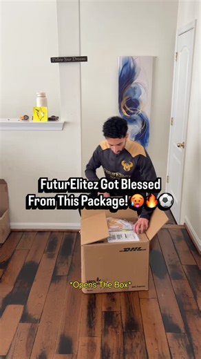 #1 Futsal Training Program in Chantilly, VA on Instagram: "This Package Blessed Us With The DRIP!!! 🔥 Big Shoutout to @futblr.tv for being FuturElitez’s Futsal Sponsor and taking care of our U-9, U-13 and U-15 Teams! Fresh and FIRE! ✅ If you want quality gear get in touch with @futblr.tv 🔥U-15 Knows How to Put On a Show 😎"