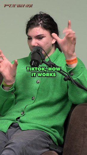 Tips and Tricks with elphaba!💚 catch the full eiposde on our youtube/ apple spotify podcasts 😽 #fiwnpodcast #podcast #elphaba