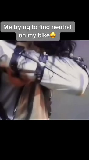 Me Trying to Find Neutral on My 600cc Kawasaki Ninja 636 ZX6R