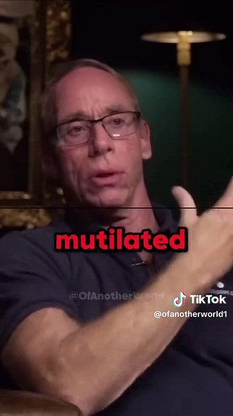 Dr Steven Greer reveals the secrets of an alien dissection #fyp #aliens #disclosure #stevengreer #ufo #area51 #governmentsecrets #aliensighting