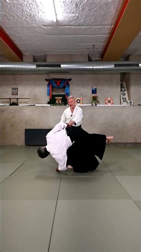 Ryote-dori kokyunage explained for kids class (6-10 years old)