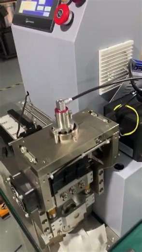 Ultrasonic Label Slitting Machine | Clean Edge Cutting for Woven & Satin Labels