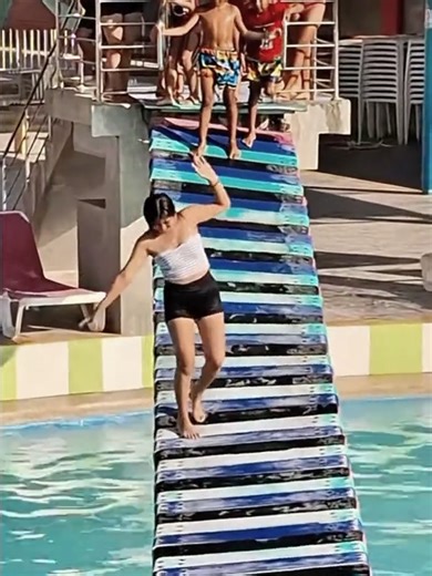 Challenger Woman: Insights on Swimming Techniques