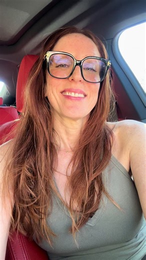 A little into to Jilline…health food, yoga, natural beauty and a hippie babysitter. Est. 1975🧘‍♀️🪷🩷 #jilline #jillineroutine #organicskincare #cleanbeauty #naturalskincareproducts