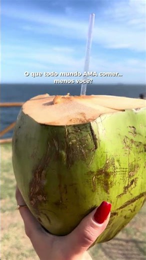 O que todo mundo AMA comer, menos você? 👀 Eu começo: batata frita 🍟 humor meme Rio de Janeiro food