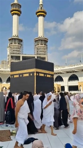 koi duniya e aatai heart touching naat ❤️ #naat #hearttouching #trendingshorts #shorts