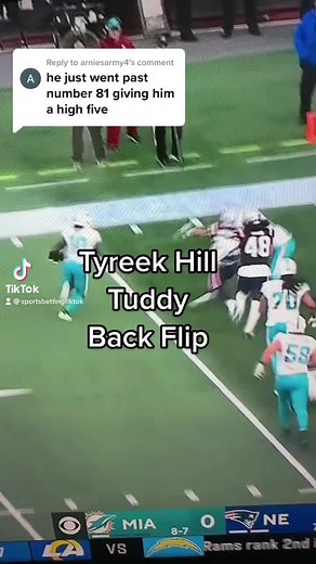 Replying to @arniesarmy4 who has the best backflip of the day, Tyreek Hill is in the lead