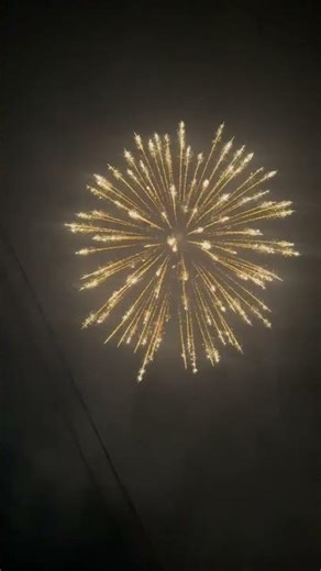 6i hạt crack #fireworks #pyro #happynewyear#hangnoidiatrung