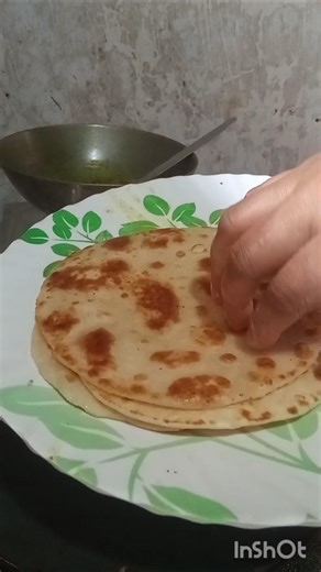 kuchh bhi Ho 🤷ghar mein pada tha 🍪 breakfast ❤️ paraathe 🤗#youtube short#my cooking#food