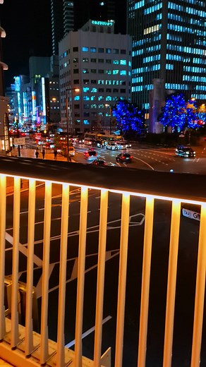 大阪駅前の夜景と御堂筋イルミネーション｜大阪の夜に街歩き