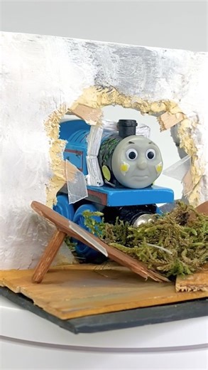 Geoh on Instagram: "“Just look what you’ve done to our breakfast!” 🍳 🍞😡 Here’s my custom ‘Thomas Comes to Breakfast’ scratch built diorama! Check out the full video on YouTube! #thomas #diorama #scratchbuild"