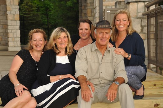 Family of famed zookeeper Jack Hanna shares heartbreaking health update