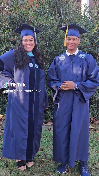 We’re turning Commencement True Blue! Spring 2024 graduates will be the first ever in the University’s history to wear custom-designed blue regalia. Learn more 🔗 bit.ly/42qnqDo P.S. It has a pocket! #georgiasouthernuniversity #GeorgiaSouthern #spring2024 #EagleNation #GSGrad24