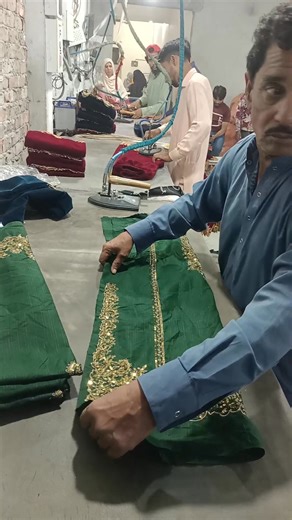 Green Dora #fyp #reels #press #trending #varal | Logo Stat