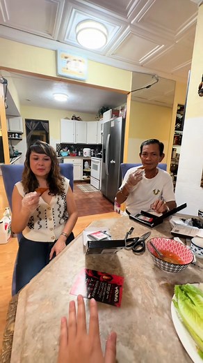 933K views · 34K reactions | 1 chip challenge on my parents 凉掠 | 5k.Papiiii | Facebook