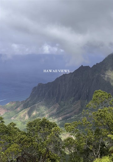 the oceans have been pretty, but hawaii’s mountains 🤩🫶🏼 #hawaii #oahu #kauai #travel #hawaiitiktok #fyp