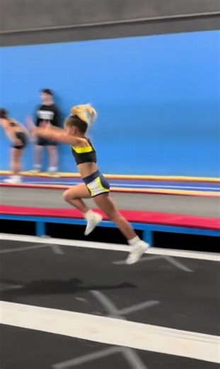 Round off handspring tuck !! Go Taytum! | Back Handspring