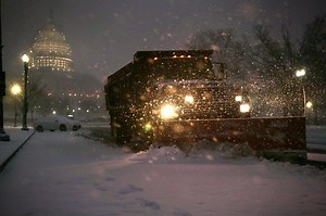 Winter Storm Jonas brings snow, floods to Eastern US