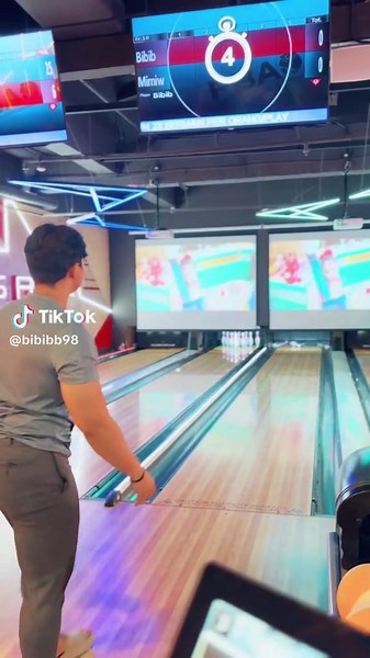 Cara Berhasil Bermain Bowling untuk Pemula