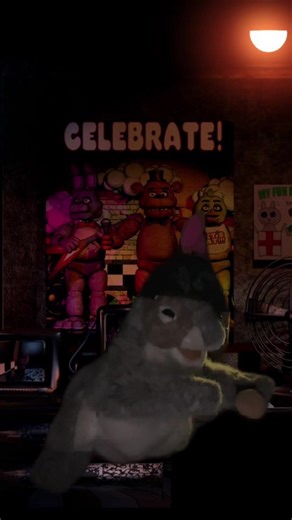 Storm the squirrel is a animatronic now^^ #squirrel #fnaf#run#cringey #fivenightsatfreddys this is a little cringey 😬