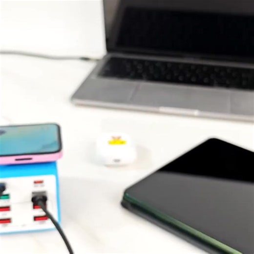 Meet the RELIFE RL-309AW Wireless Digital Display 8-Port Charger —...