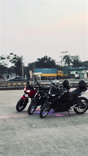 #foryou #viralllllll #pulsar #suzuki #foryoypage