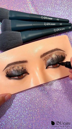 21K views · 65 reactions | Eye makeup, cool ~ . . . . . #eyemakeup #makeup #makeuplover #makeupideas #makeupbrushes #makeuptutorial #makeuplook #beautytips #fyp #foryou | DUcarebeauty | Facebook