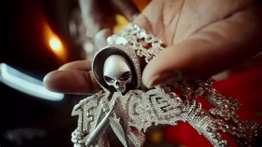 JR Digital on Instagram: "Math & chains wit Ri & Fxce! 💎 lol"