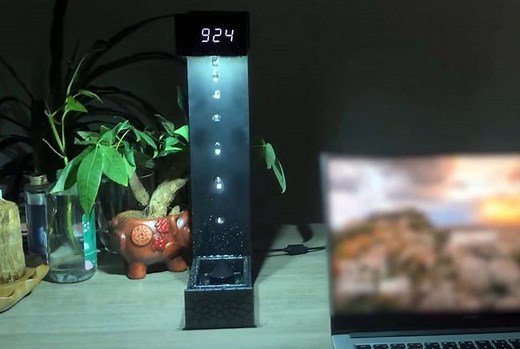 水滴が逆流！時計、LEDライト、アロマディフューザーが一体化したちょっと不思議な反重力インテリア「Flowater」｜@DIME アットダイム