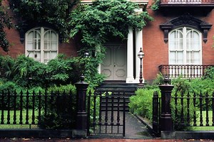 The True Story Behind Savannah’s Most Notorious Home