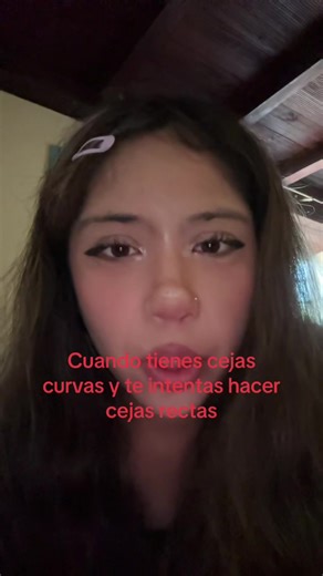 Cómo transformar cejas curvas en cejas rectas