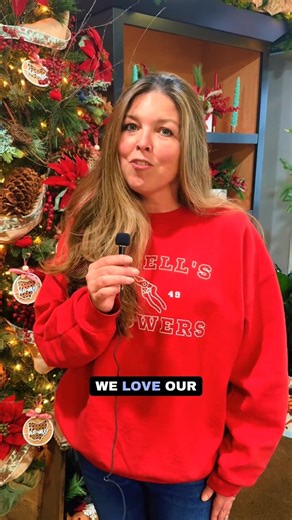 Meet Mindi, the co-owner of Genell's Flowers in Piqua. Be sure to stop in and say hi! #troyohio #supportlocal #miamicountyohio #shoplocal #MyTroyChamber | Troy Ohio Chamber of Commerce