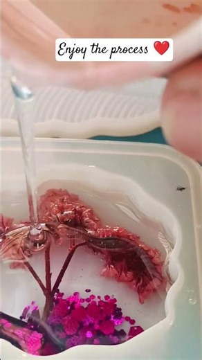 process video of popsocket #diycrafts #resin #viral #handmadeseller #gifts #birthday #wedding #yt