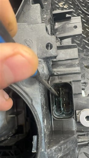 🔧 BMW Series 1 – Headlight Repair (Professional Fix) 🔧 Do you have condensation or water inside your BMW Series 1 headlights? This is a common issue that can lead to electrical problems, poor visibility, and MOT/NCT failure. ✅ What we do: • Headlight condensation removal • Full resealing (professional sealing, not silicone fixes) • Wiring / cable replacement if damaged • Electrical checks & long-term solution ❌ No polishing ❌ No temporary fixes ✔️ Complex headlight repair – done properly 📍 Se