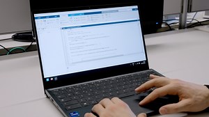 Probing Structural and Dynamic Properties of Trafficking Subcellular Nanostructures by Spatiotemporal Fluctuation Spectroscopy