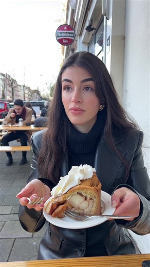 Amsterdam Food Tour: Discovering Local Delights