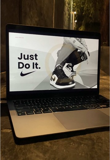 Stunning Morph PowerPoint Template for Engaging Presentations