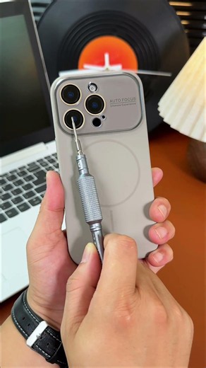 Today's recommendation: Apple iPhone 16 Pro Max large-view liquid silicone phone case #