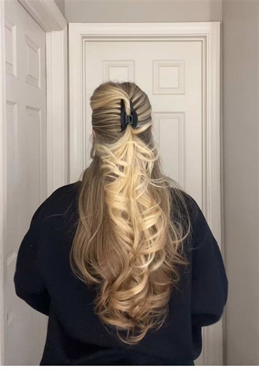 Stylish Claw Clip Hairstyles with Emi Jay