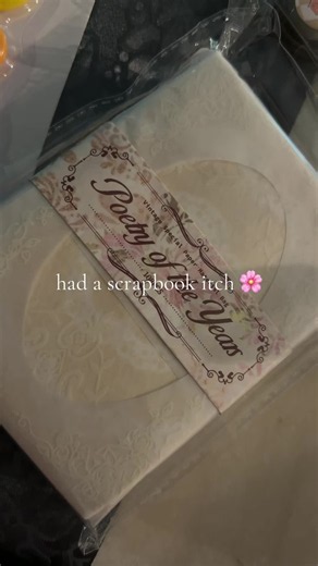 Scrapbook Ideas: Simple DIY Scrapbook Project for Memories