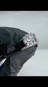 The Christmas season brings its own kind of wonder, and this one of a kind custom creation carries that feeling beautifully. Crafted with care and designed for the story it will tell, it catches the light in a way that feels joyful and timeless. A keepsake meant to shine well beyond the holidays.🤩✨💫 | Indy Facets Private Jeweler