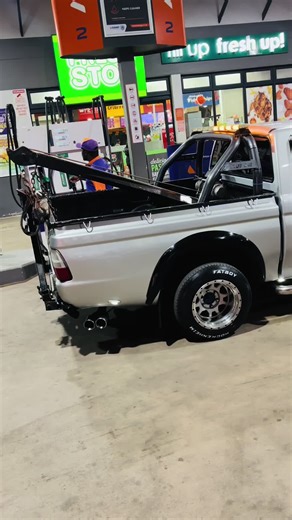 Hill towing (@juniorhill94_zn)’s videos with original sound - luyanda bubu