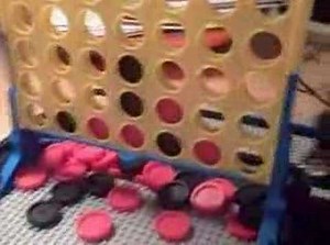 Lego Mindstorm robot plays connect four