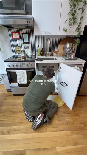 Easiest way to install a kitchen faucet. #kitchen #kitchentips #kitchendesign #apartment #lifestyle