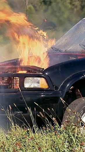 Une explosion? #drole #reels | Juste pour rire Les Gags